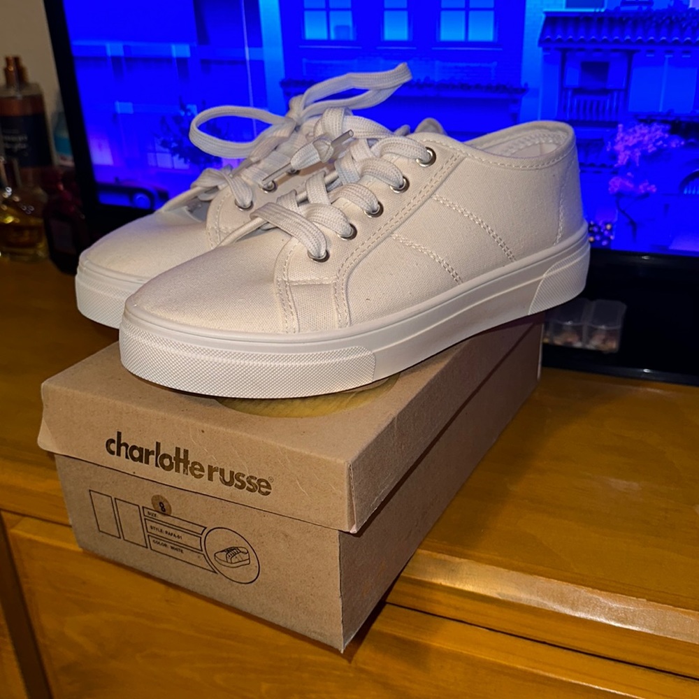 Charlotte Russe size 8 all white